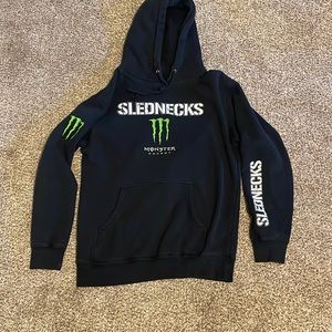Sledneck / monster hoodie